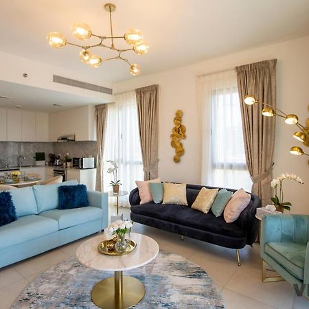 Veluxa - Luxury And Bright 1 Bedroom Apartment, Burj View! Dubai Dış mekan fotoğraf